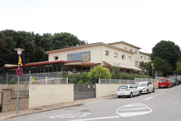 Vista de la casa de la Residència La Ginesta de Castellcir