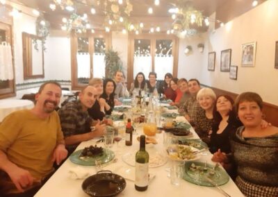 Foto de grup de l'equip de la Residència La Ginesta de Castellcir